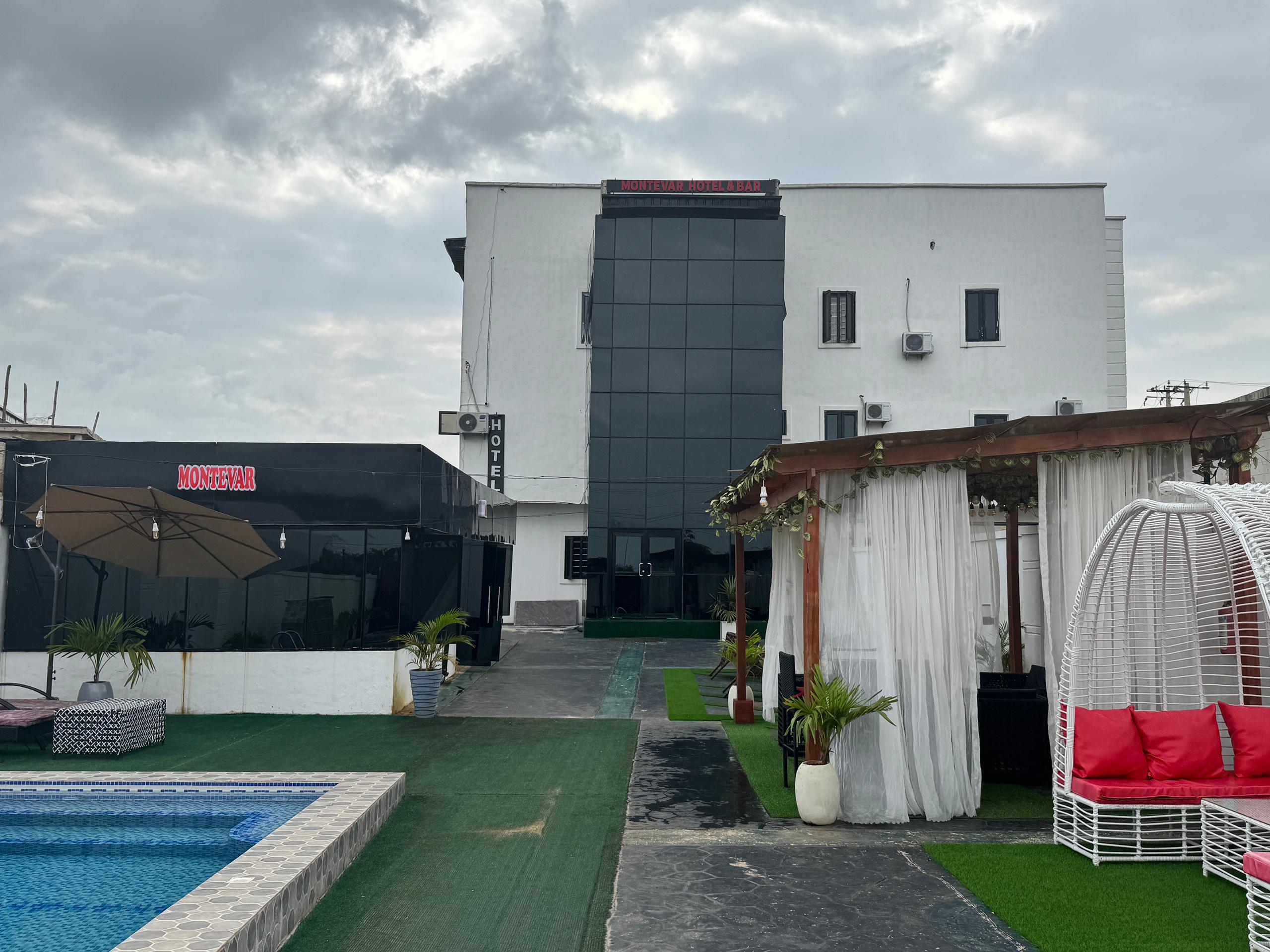 Montevar Hotel